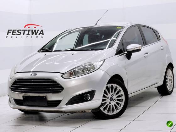 FORD FIESTA 1.6 TITANIUM HATCH 16V FLEX 4P POWERSHIFT